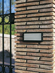 Lampada da incasso in alluminio pressofuso con diffusore in vetro satinato nero