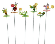 Raccolto da giardino insetto di plastica