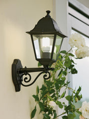 Lampada da esterno in alluminio pressofuso con diffusori in vetro trasparente - Altezza max 210mm - Potenza massima 100W nero